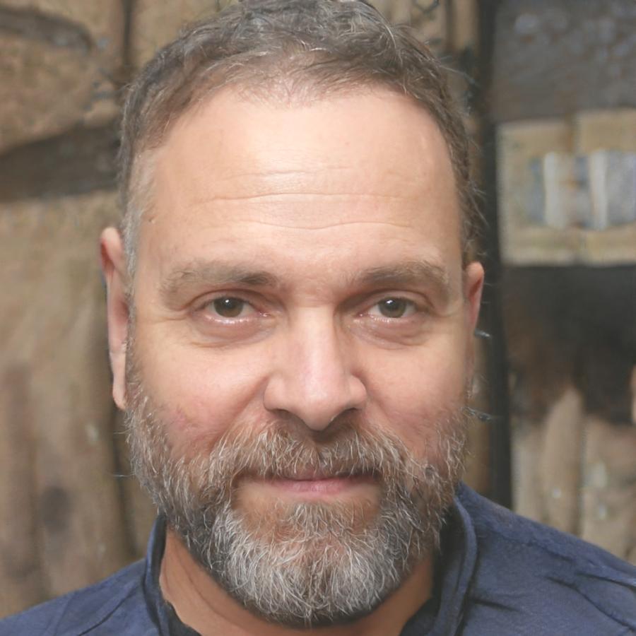 Course instructor Maximus Thornfield